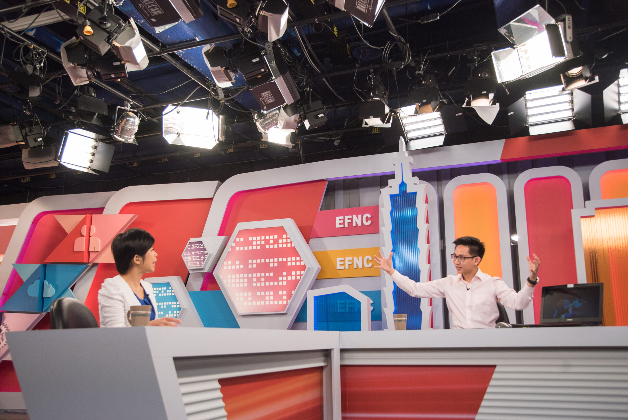 Jimmy, behind the scenes of "Meet the Big Shots" TV Show Interview